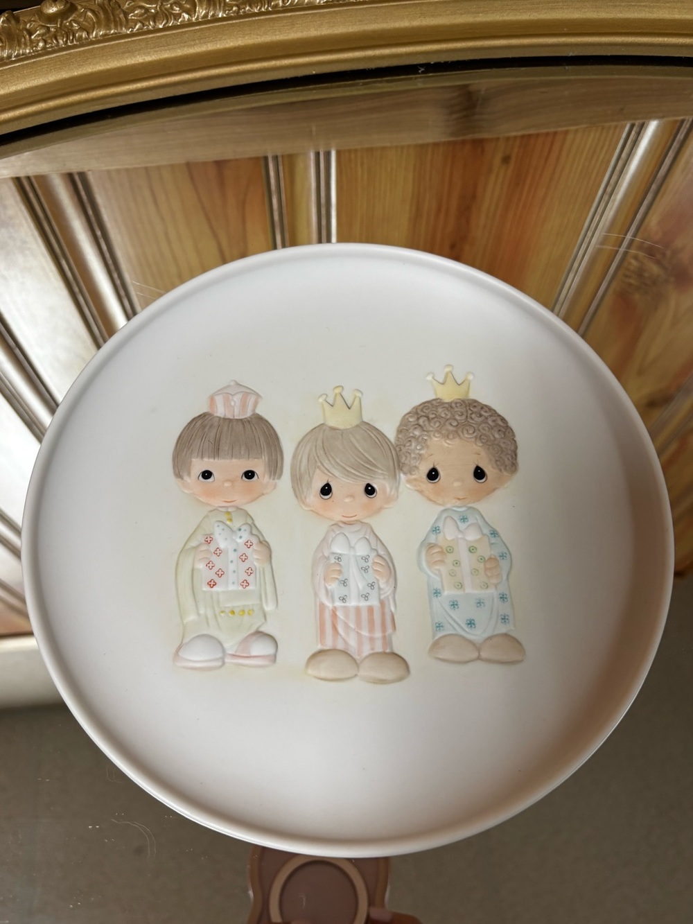 Precious Moments “Wee Three Kings” plate from 1983